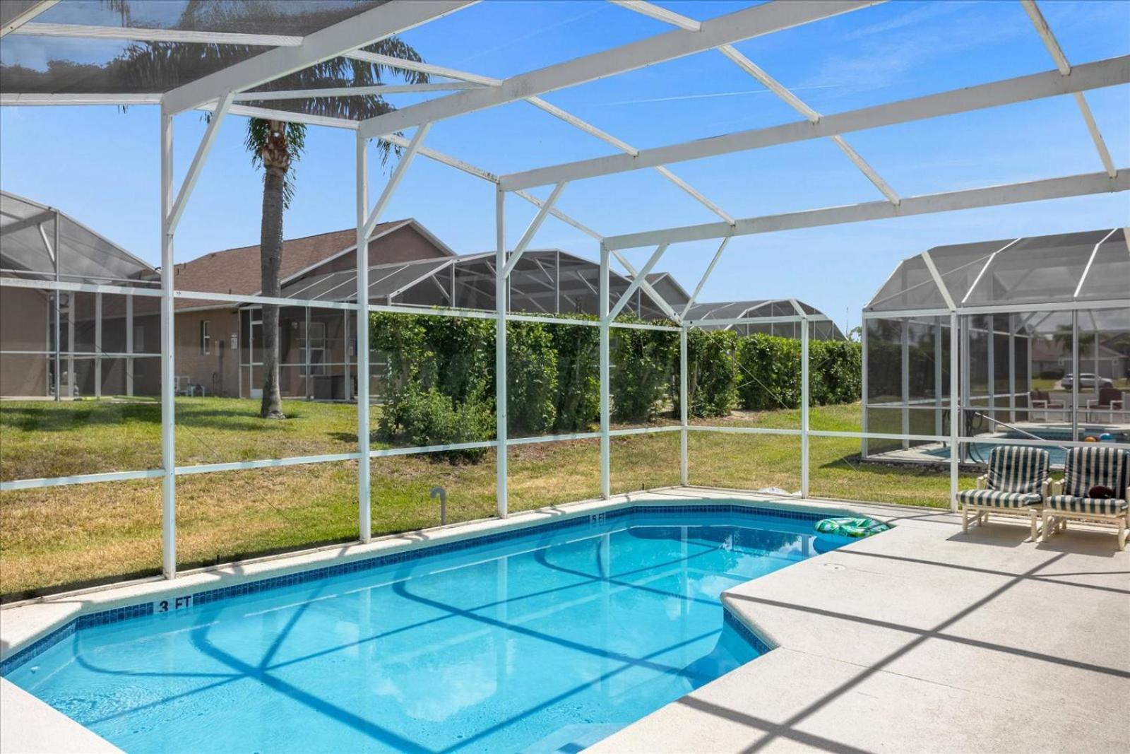 Amazing 4 Bedrooms 3 Bath With Private Pool, Near And Universal! Villa Davenport